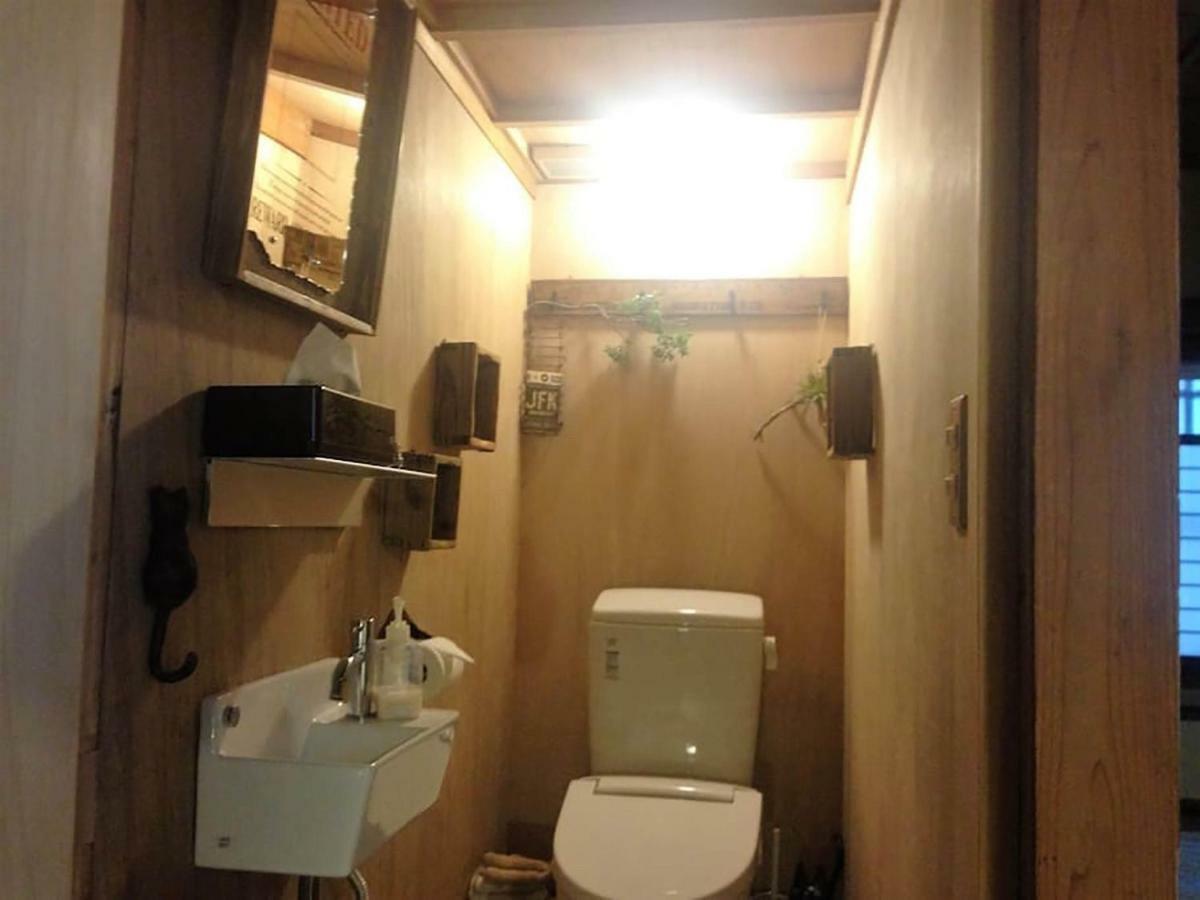 Bar併設の仕掛け満載忍者ハウス!Wi-Fi!天王寺電車で15分!帝塚山四丁目駅3メートル! Hotel Osaka Exterior photo
